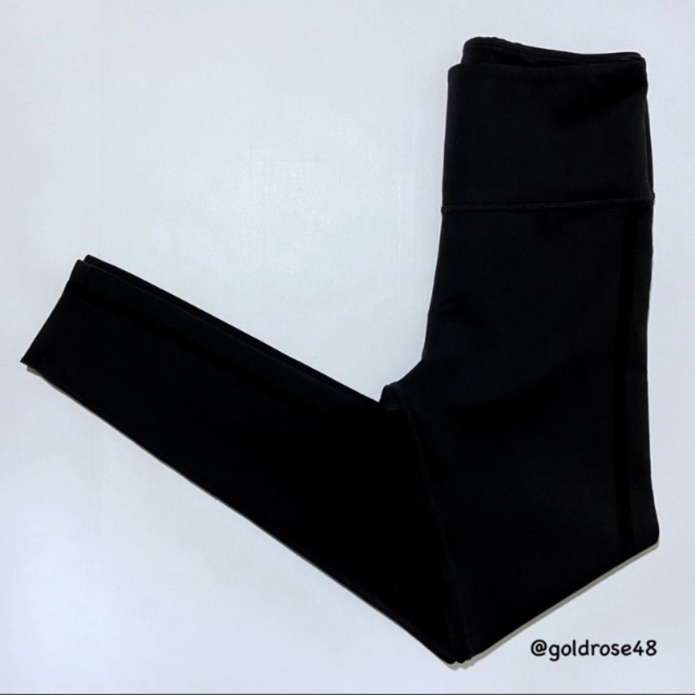 Figs 24/7 Performance High Rise black leggings